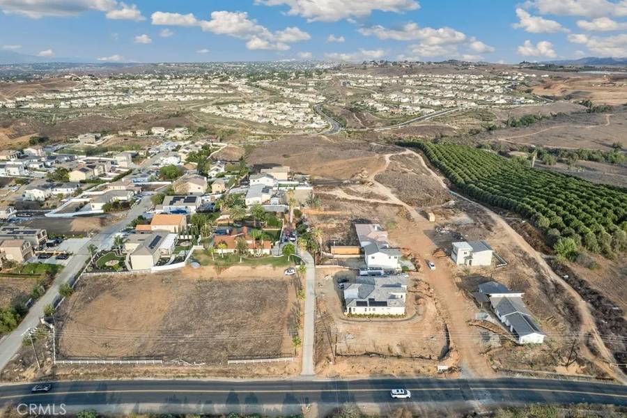 54 Via Verrazano, Riverside, CA 92503