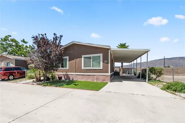 San Jacinto, CA 92582,913 S Grand #41