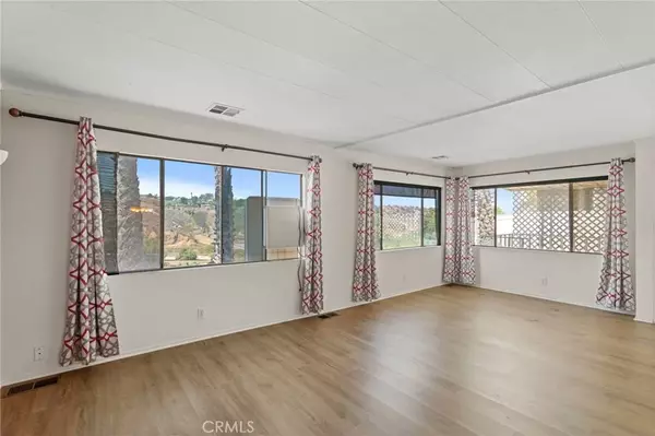 Riverside, CA 92504,15181 Van Buren #101