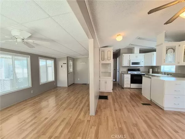 Hemet, CA 92545,1295 S Cawston Avenue #66