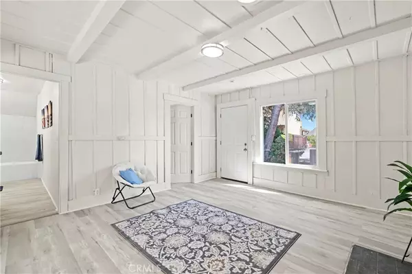 Fallbrook, CA 92028,334 E Dougherty Street