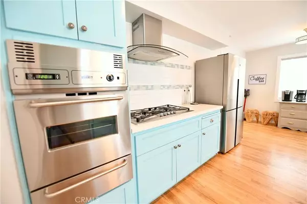 Carlsbad, CA 92008,2435 Tuttle Street