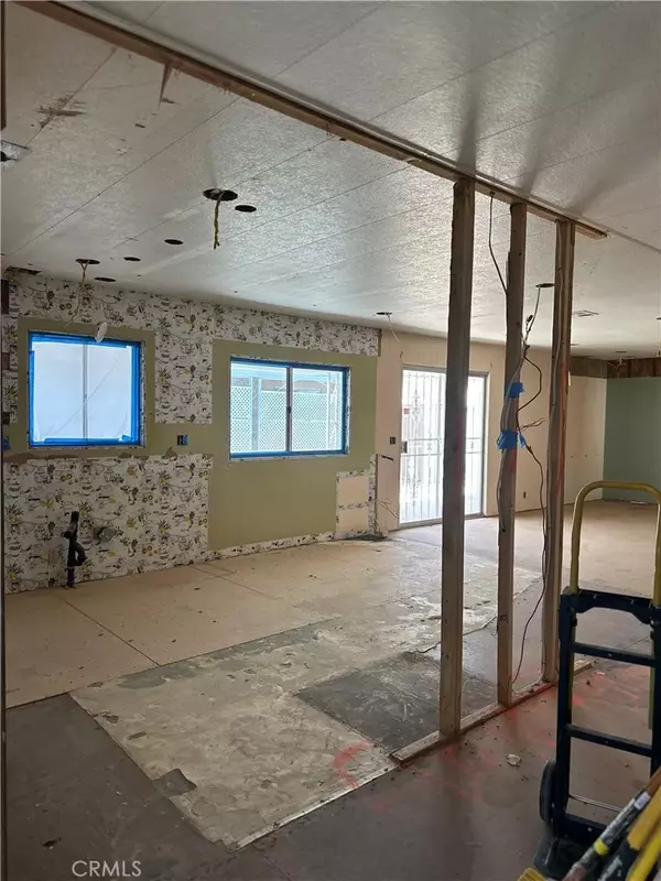 Hemet, CA 92545,601 N. Kirby #78