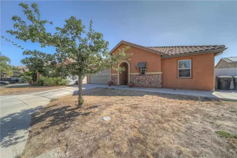 3039 Bearberry Court, Perris, CA 92571