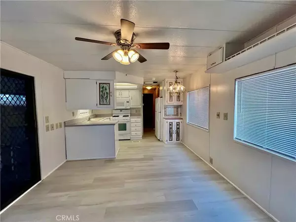 Hemet, CA 92545,1295 S Cawston #319