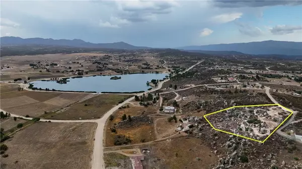 Aguanga, CA 92536,654 Skyview