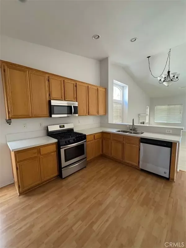 Banning, CA 92220,492 Autumn Way