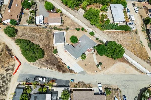 Lake Elsinore, CA 92530,33325 Fairview Street
