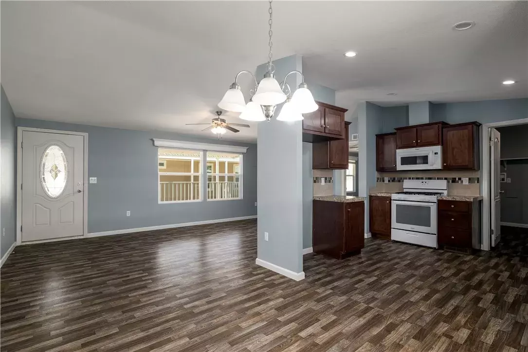 Hemet, CA 92545,2205 W Acacia #15