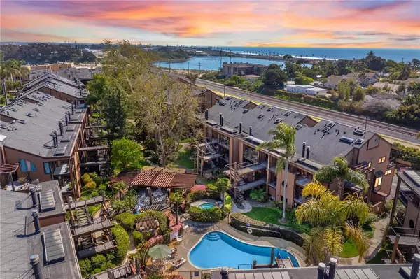 Carlsbad, CA 92008,4009 Canario Street #H