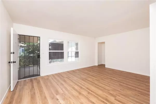 Long Beach, CA 90802,1280 E 4th Street #8