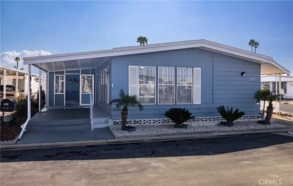 Hemet, CA 92545,601 N Kirby #214