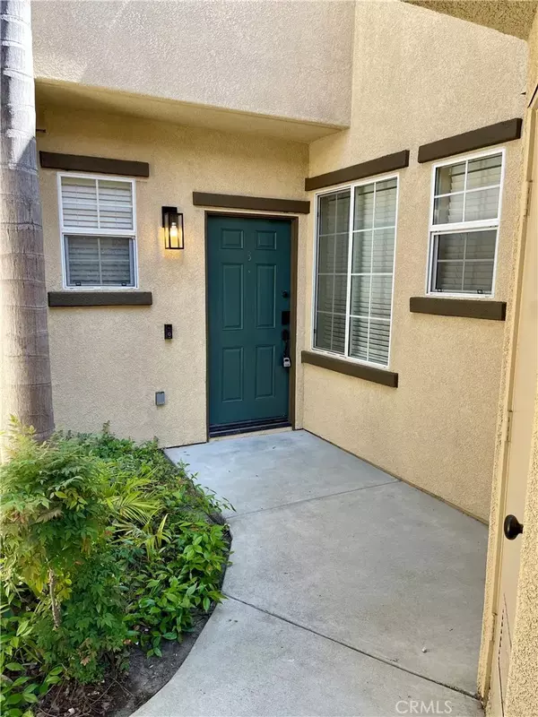 Oceanside, CA 92058,649 Sumner Way #3