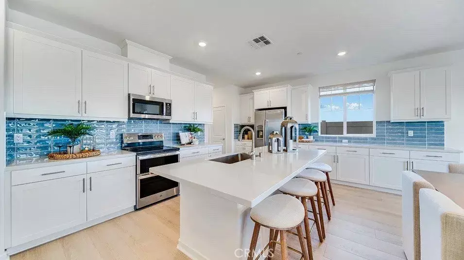 27375 Cowbell Court, Menifee, CA 92586