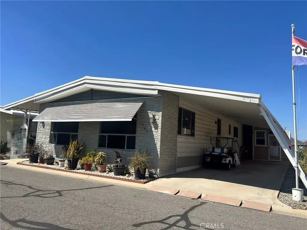 Hemet, CA 92545,5001 FLORIDA West #763