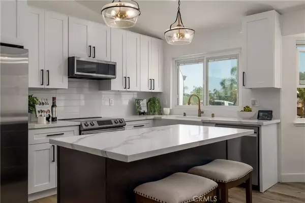 29915 Gulf Stream Drive, Canyon Lake, CA 92587