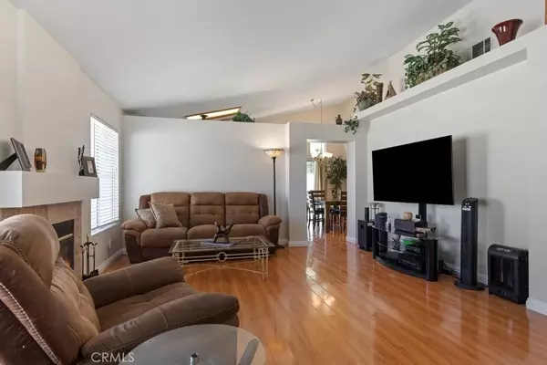 Lake Elsinore, CA 92530,32204 Terra Cotta Street