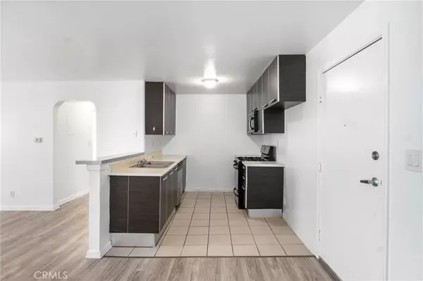 Canoga Park, CA 91303,7254 Vassar Ave #308