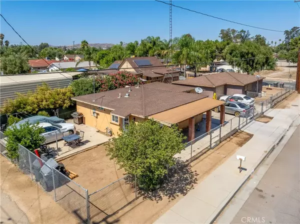 Perris, CA 92570,197 E 7th Street