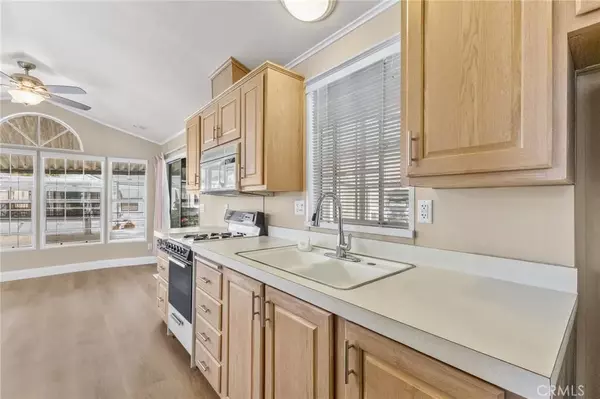 1295 S Cawston #433, Hemet, CA 92545