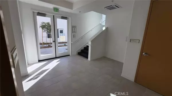 Stevenson Ranch, CA 91381,26955 Prospector Road #201