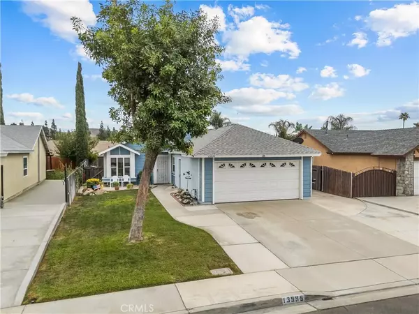 13995 Ranchero Dr, Fontana, CA 92337