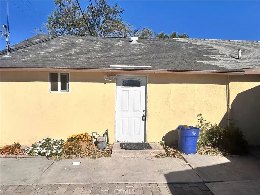 Fontana, CA 92336,8017 Laurel Ave