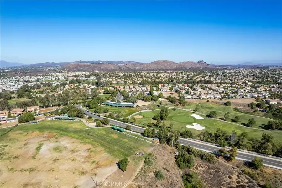 38653 Falkirk Drive, Murrieta, CA 92563