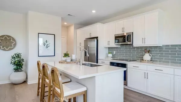 Ontario, CA 91762,2606 E Forest Paseo