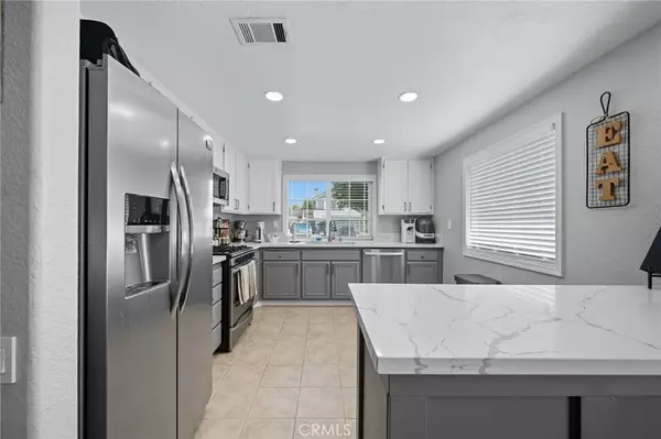 San Bernardino, CA 92407,5548 Westwind Drive