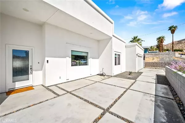 9151 Puesta Del Sol, Desert Hot Springs, CA 92240