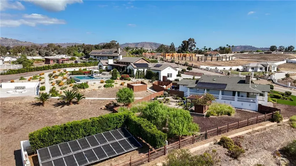 16582 Rio Vista Road, Rancho Bernardo (san Diego), CA 92127