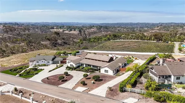 16582 Rio Vista Road, Rancho Bernardo (san Diego), CA 92127