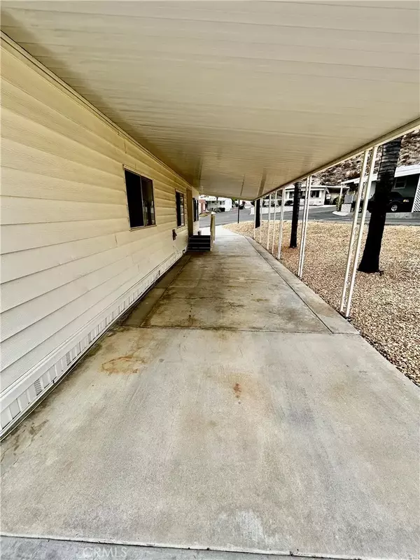 Hemet, CA 92543,1536 S State st #58