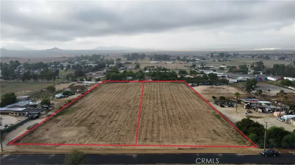 2 Lemon, Perris, CA 92571