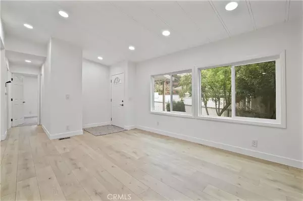 Lake Elsinore, CA 92530,32549 Crescent