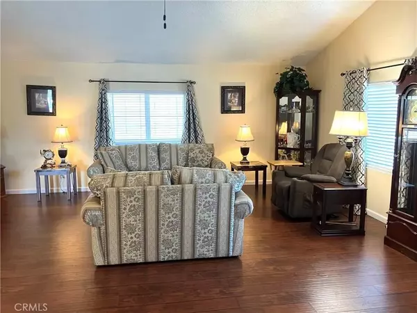 Hemet, CA 92545,1250 N Kirby #77