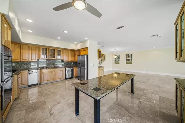 Carlsbad, CA 92008,1107 Las Flores Drive