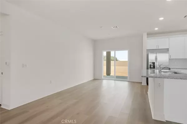 Apple Valley, CA 92307,14878 Desert Lily