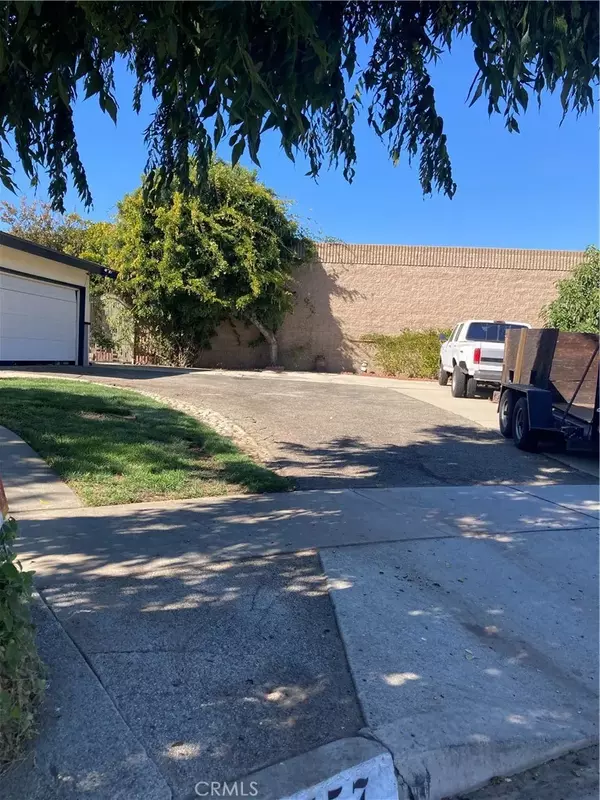 Ontario, CA 91762,1557 N Beverly