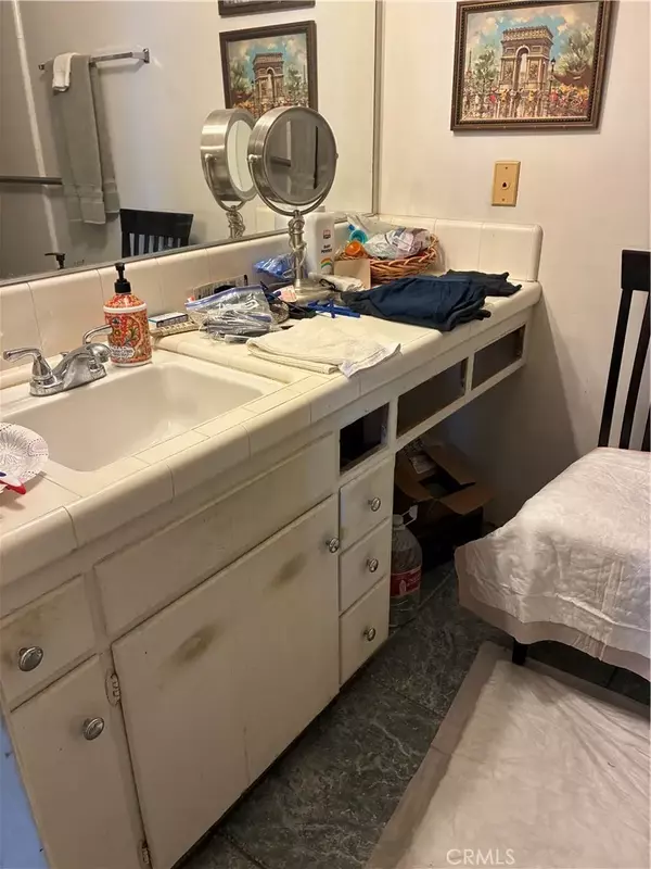 Pomona, CA 91767,2248 Mariposa Street