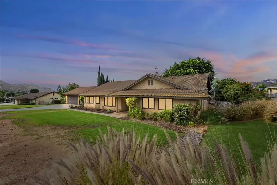 6884 Darlene Lane, Jurupa Valley, CA 92509