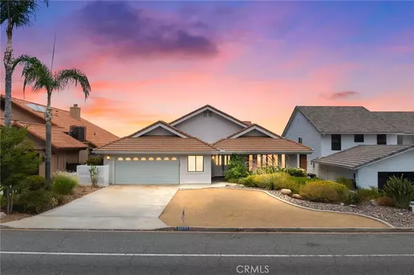 22572 Canyon Lake South, Canyon Lake, CA 92587