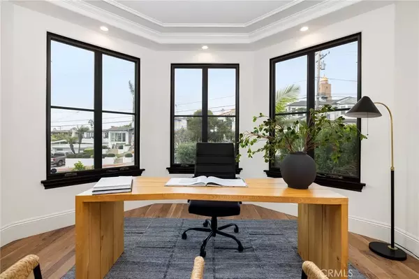 Manhattan Beach, CA 90266,624 14th Street