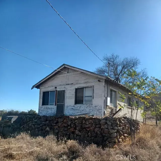 Perris, CA 92570,17751 Lake Matthew Dr.