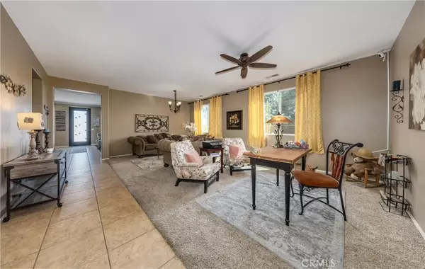 San Jacinto, CA 92582,1742 Caseros