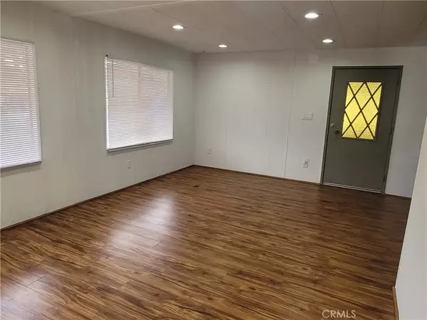 Wildomar, CA 92595,21601 Canyon #4