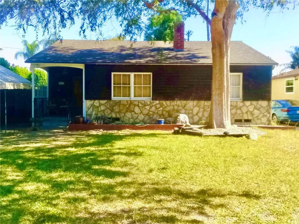 Van Nuys, CA 91411,5658 Columbus Avenue