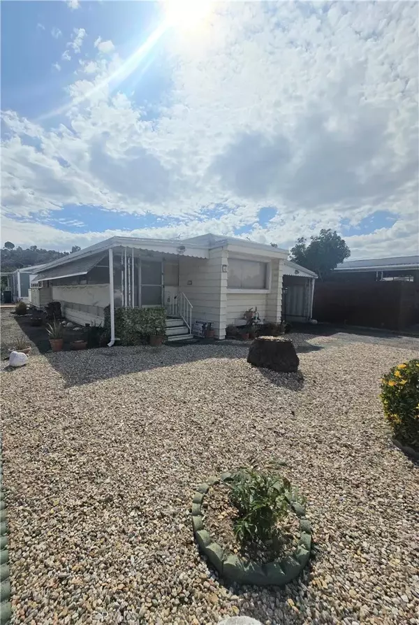 44725 State Highway 74 #4, Hemet, CA 92544