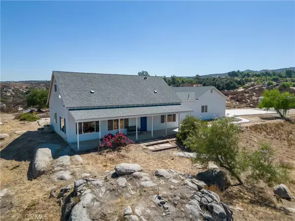 Temecula, CA 92592,39330 Gray Squirrel